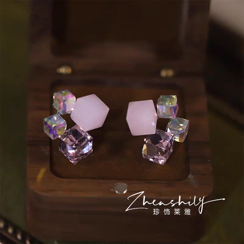 Crystal pink Earings
